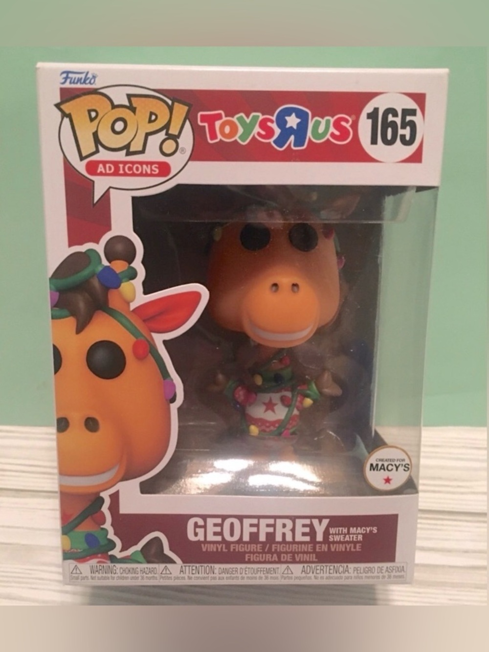 Funko Pop Ad Icons Toys R Us Geoffrey #165 Macy’s sweater *New*